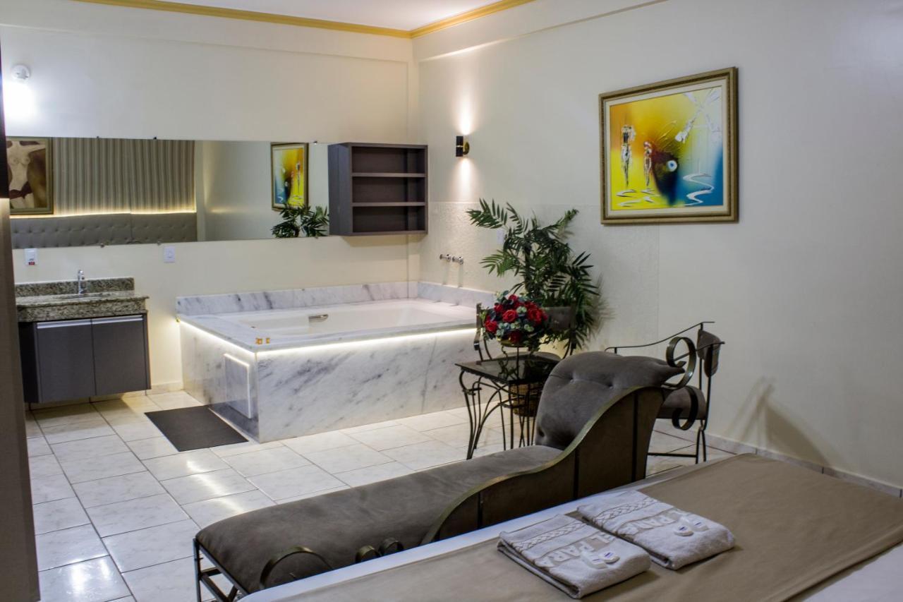 Paranoa Hotel Luís Eduardo Magalhães Esterno foto