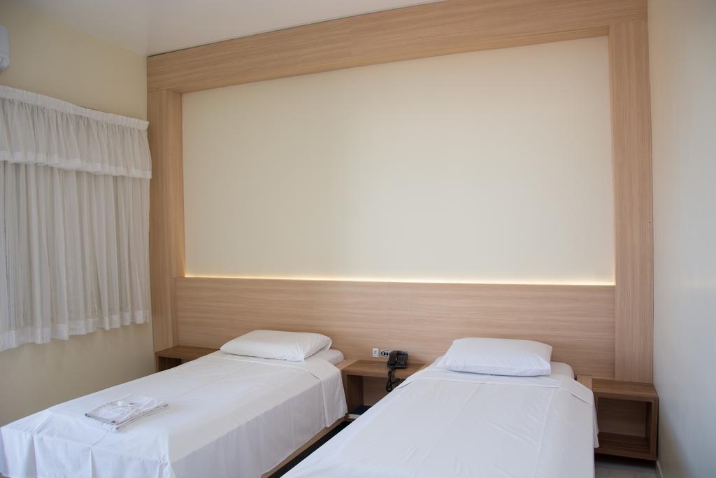 Paranoa Hotel Luís Eduardo Magalhães Esterno foto
